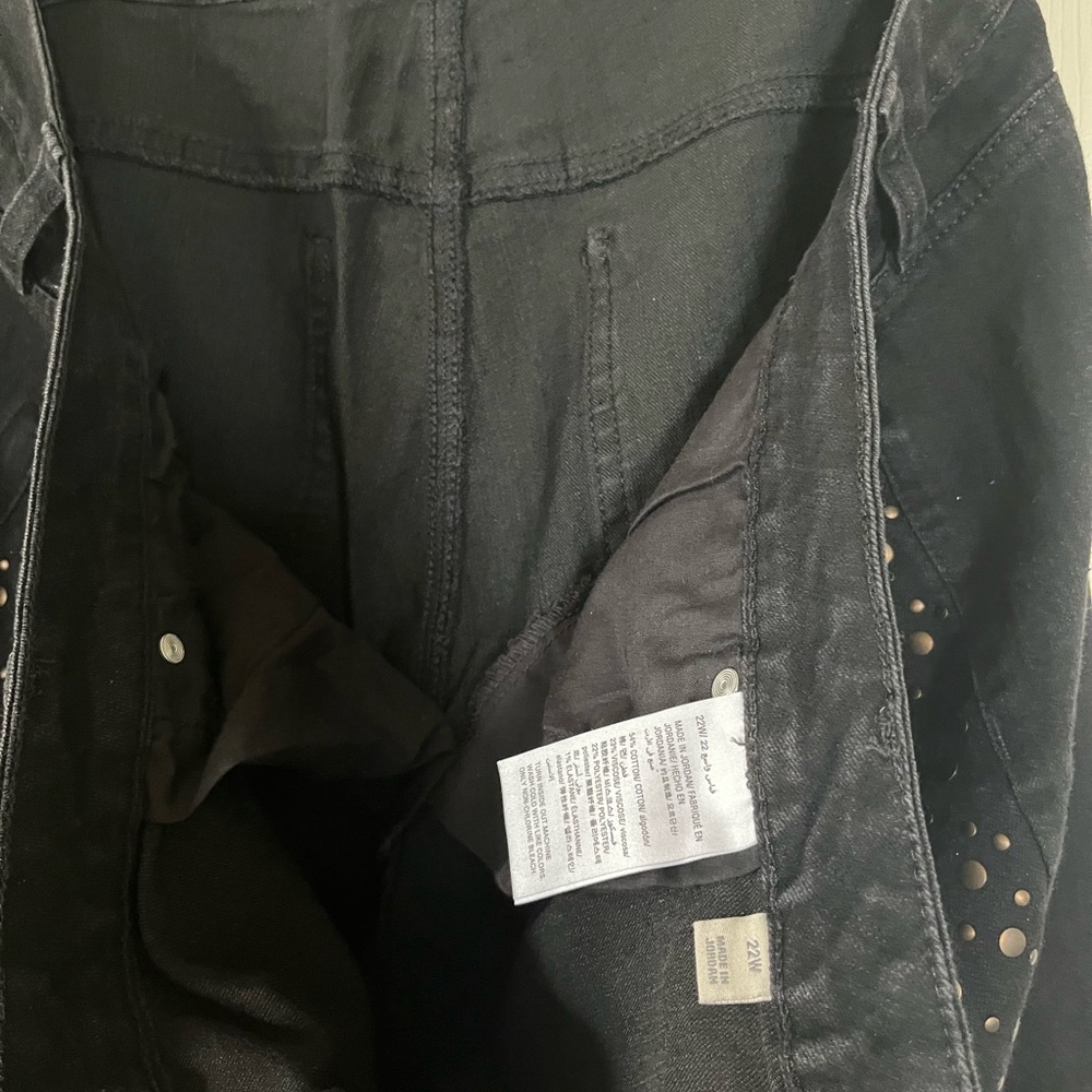 Plus size jeans - Picture 3 of 4